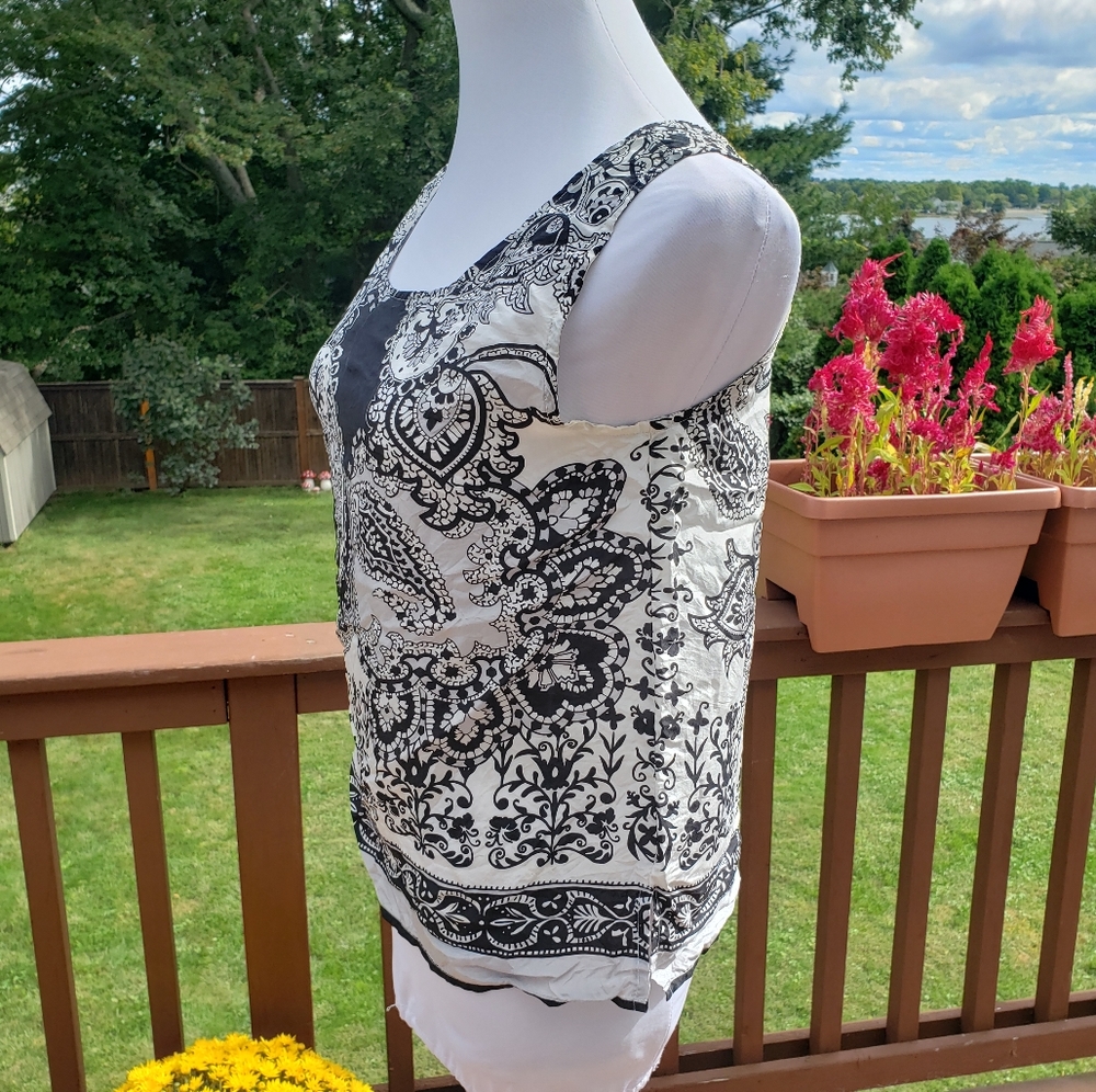 ++ SILK Pasley Black and White Cami Tank Blouse THE LTD Sz S - Picture 9 of 13